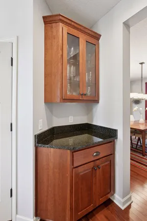 $1,100,000 | 6160 Ithaca Lane North, Minneapolis, MN 55446