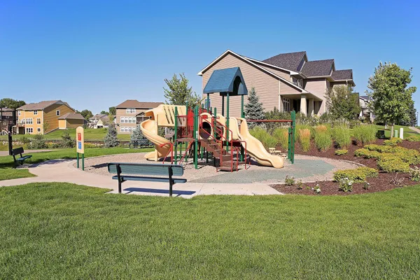 $1,100,000 | 6160 Ithaca Lane North, Minneapolis, MN 55446