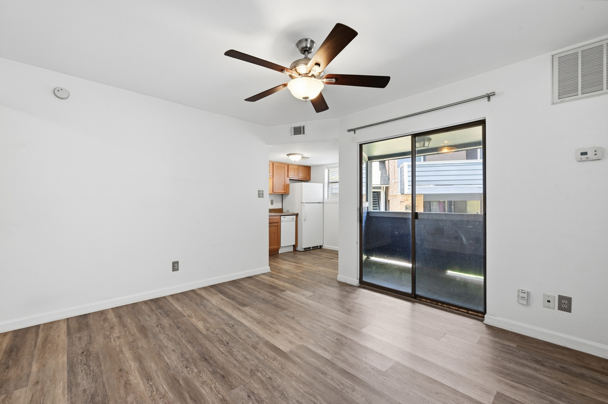 2500 Burleson Road, Unit 402 Austin, TX 78741 - Photo 4 of 21