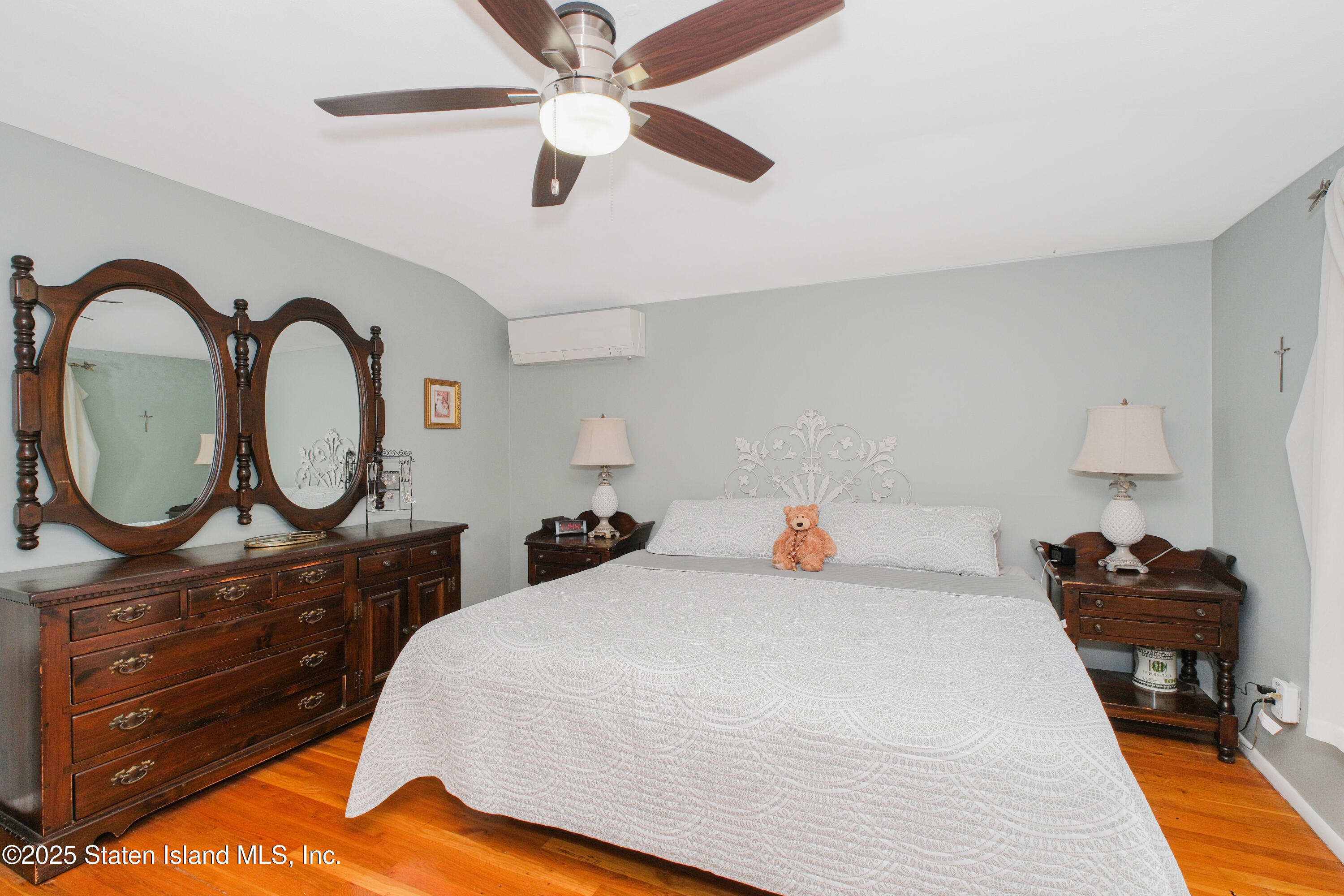 39 Adlai Circle Staten Island, NY 10312 - Photo 15 of 38 Photo Jun 04 2025, 10 42 38 PM
