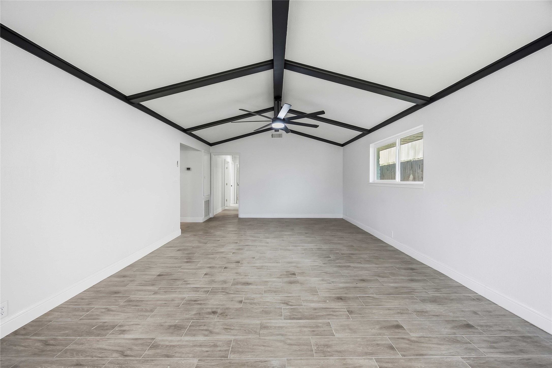 8115 Tarbell Road Houston, TX 77034 - Photo 9 of 24 a view of a garage