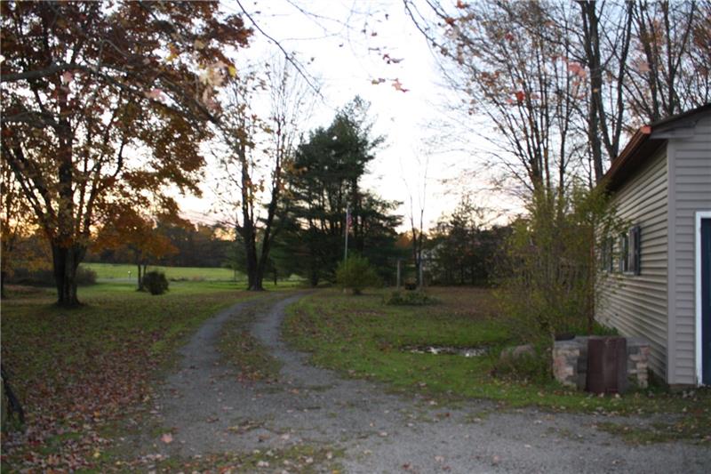316 Hosack Road Jackson Center, PA 16133 - Photo 4 of 22