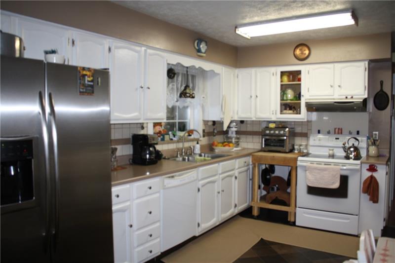 316 Hosack Road Jackson Center, PA 16133 - Photo 5 of 22