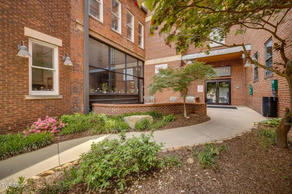 $470,000 | 116 Tipton Street, Unit 200, Johnson City, TN 37604