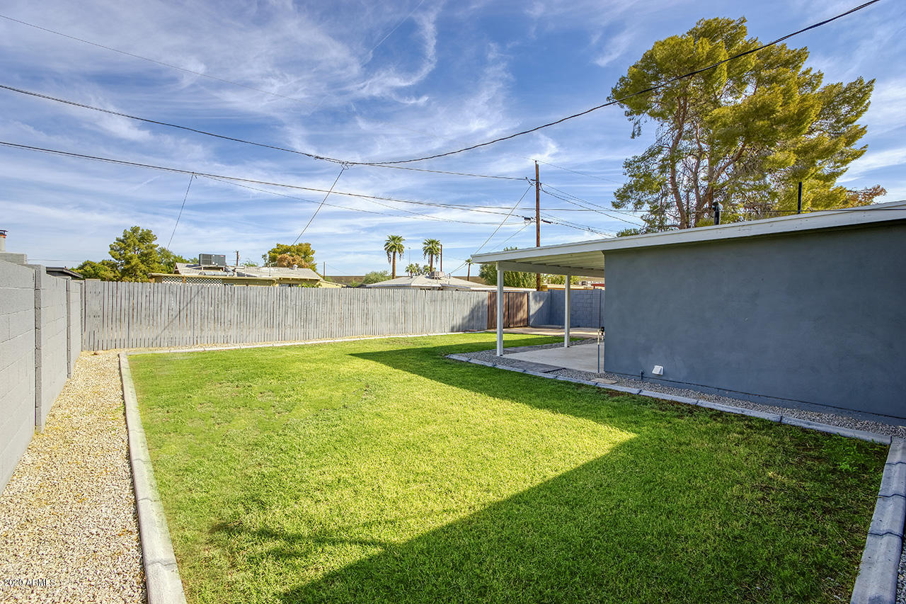 1828 East Cheery Lynn Road Phoenix, AZ 85016 - Photo 22 of 24 cheery_lynn_23