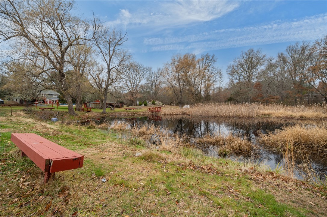 134 Church Street Westerly, RI 02808 - Photo 26 of 50