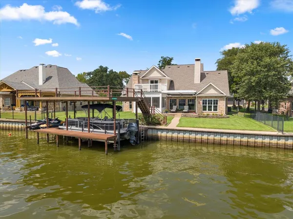 $1,015,000 | 254 St Andrews Drive, Mabank, TX 75156