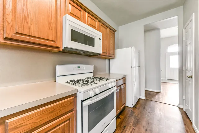 $1,800 | 3863 Silver Hawk Drive, Katy, TX 77449