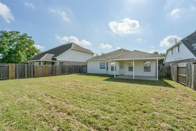 $1,800 | 3863 Silver Hawk Drive, Katy, TX 77449