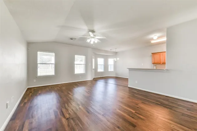 $1,800 | 3863 Silver Hawk Drive, Katy, TX 77449