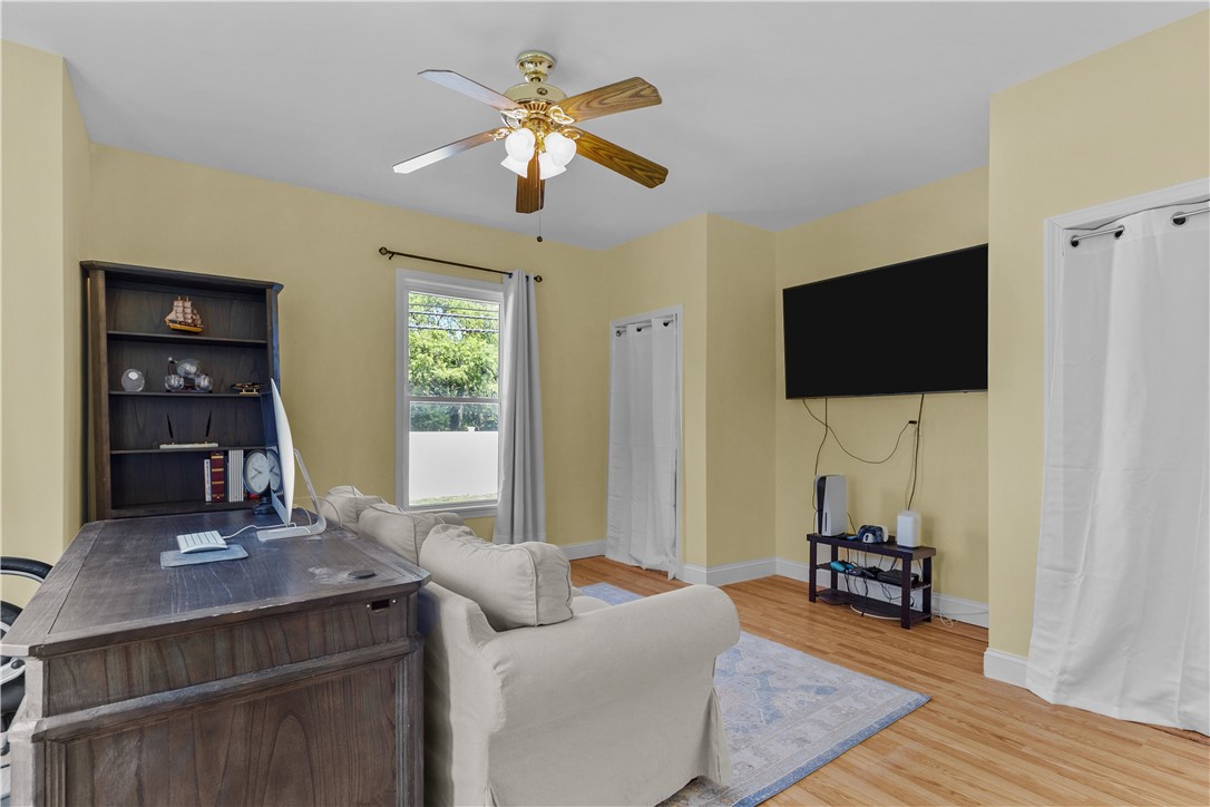 93 East Main Road Portsmouth, RI 02871 - Photo 16 of 50 Home Office