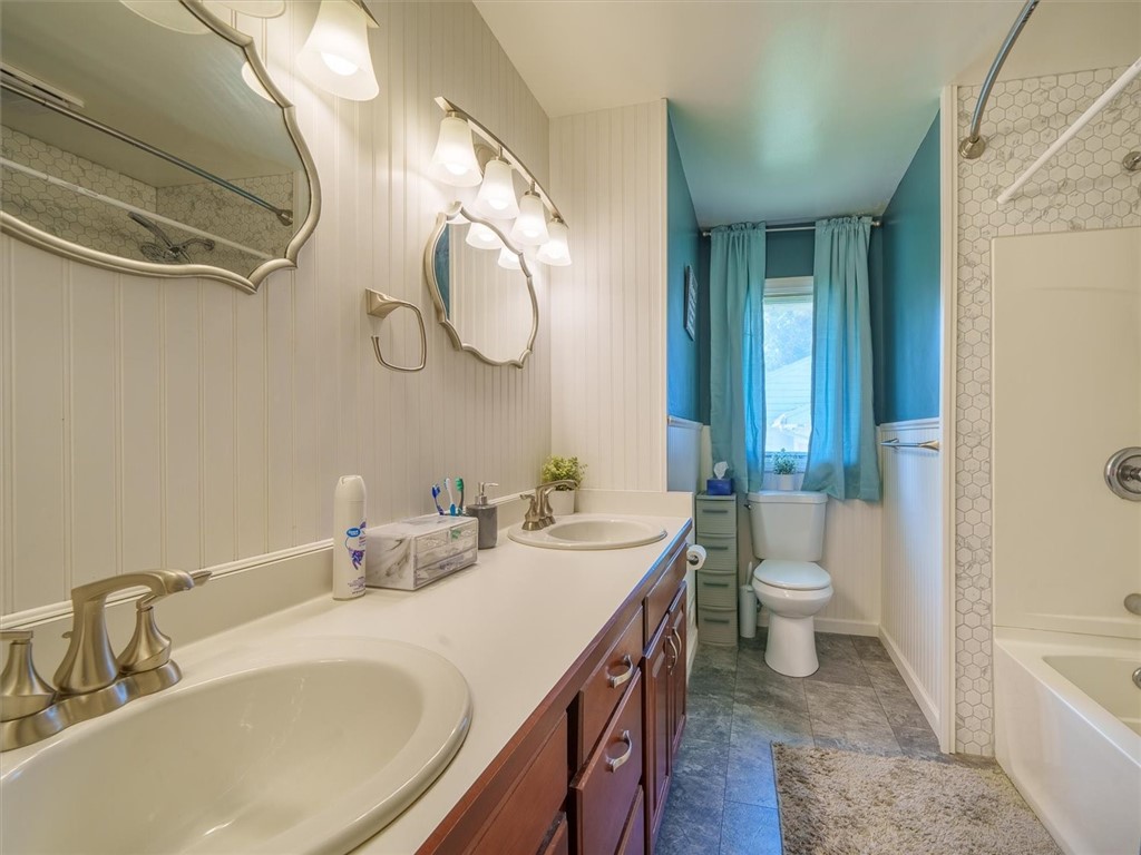 47 High Point Trail Irondequoit, NY 14609 - Photo 15 of 25