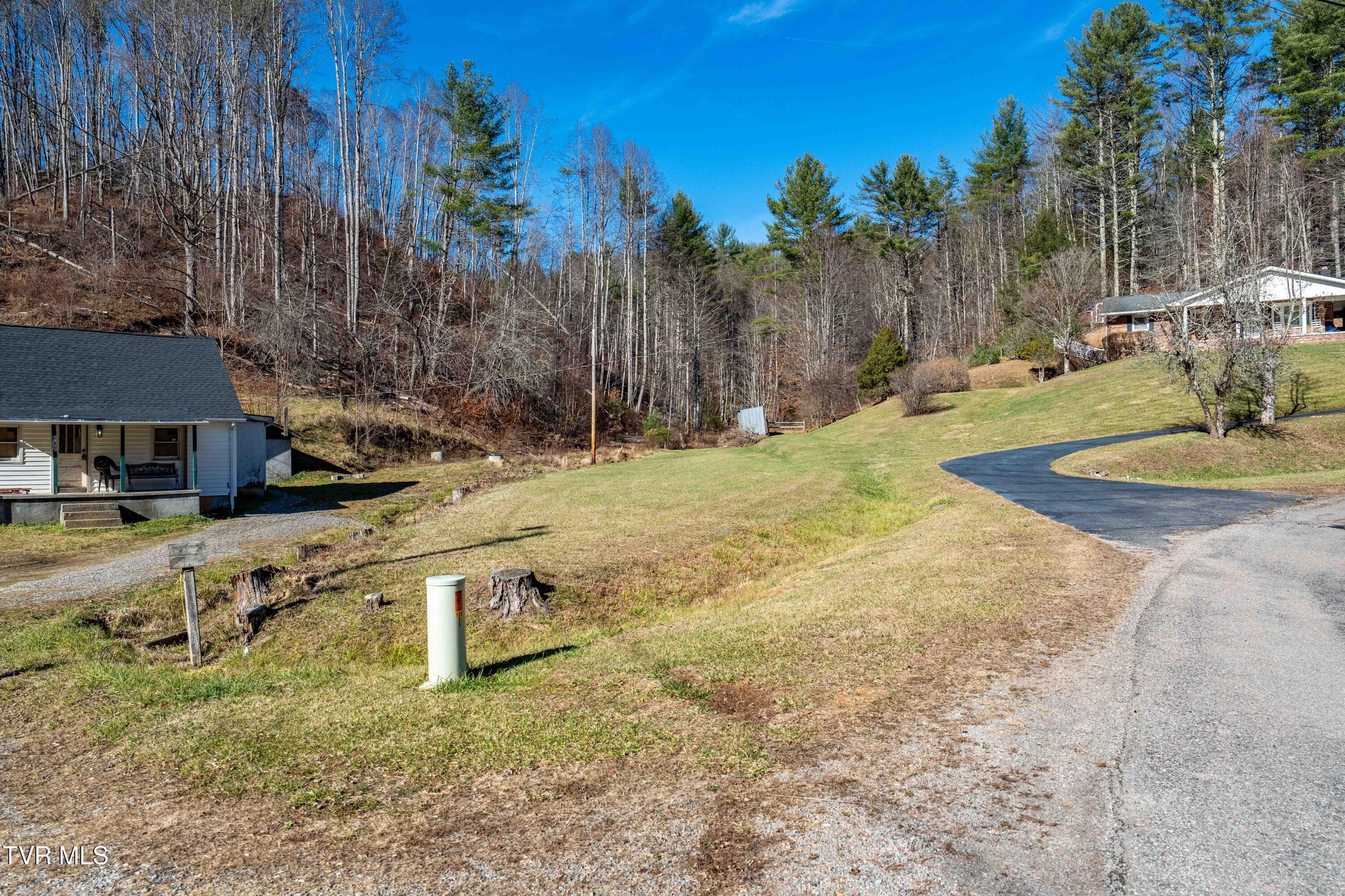 Tbd Hubert Taylor Road Mountain City, TN 37683 - Photo 19 of 28 TBD Taylor Rd (18 of 28)