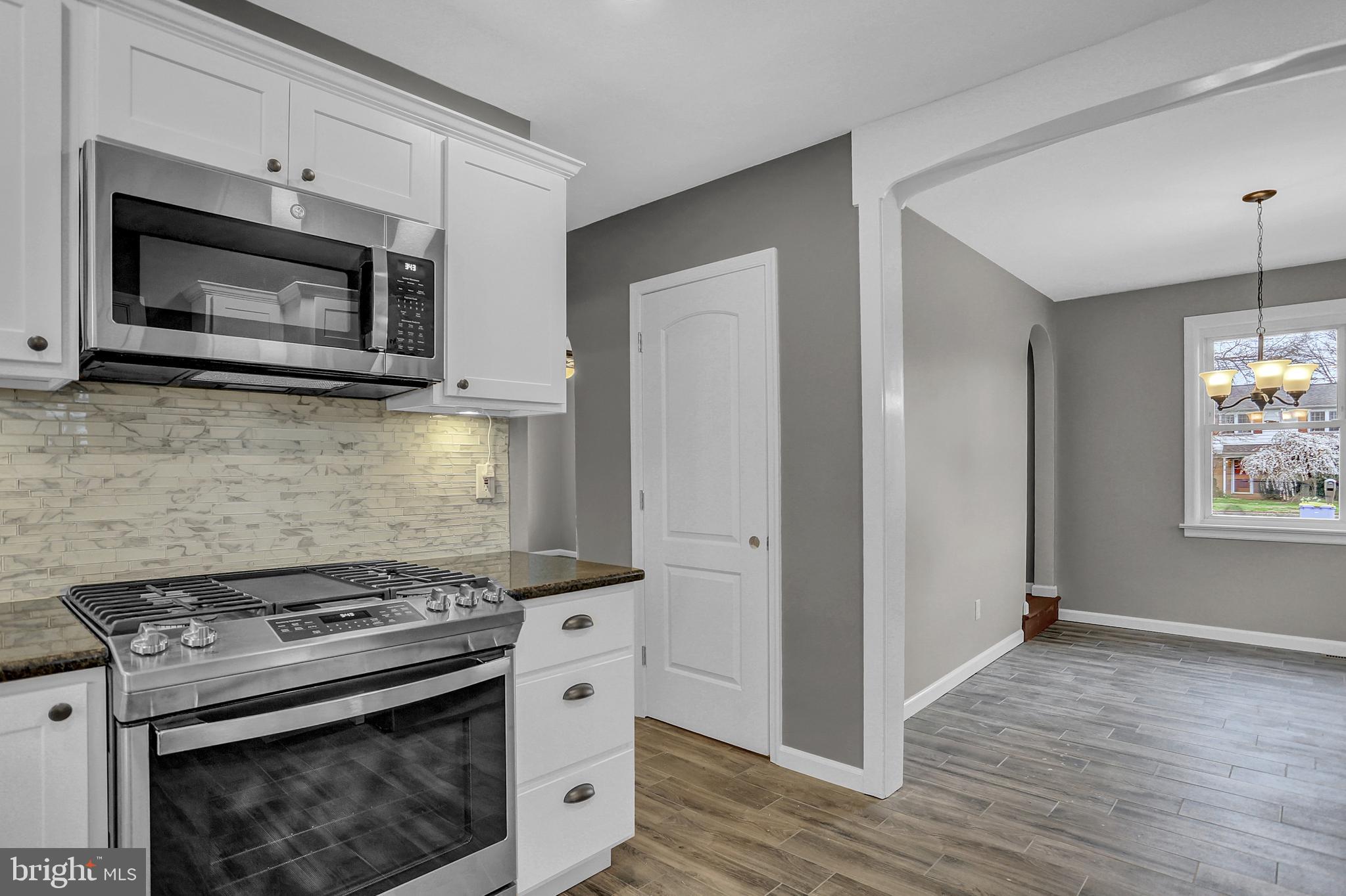 260 Edgewood Road York, PA 17402 - Photo 11 of 37 Gallery Image 11
