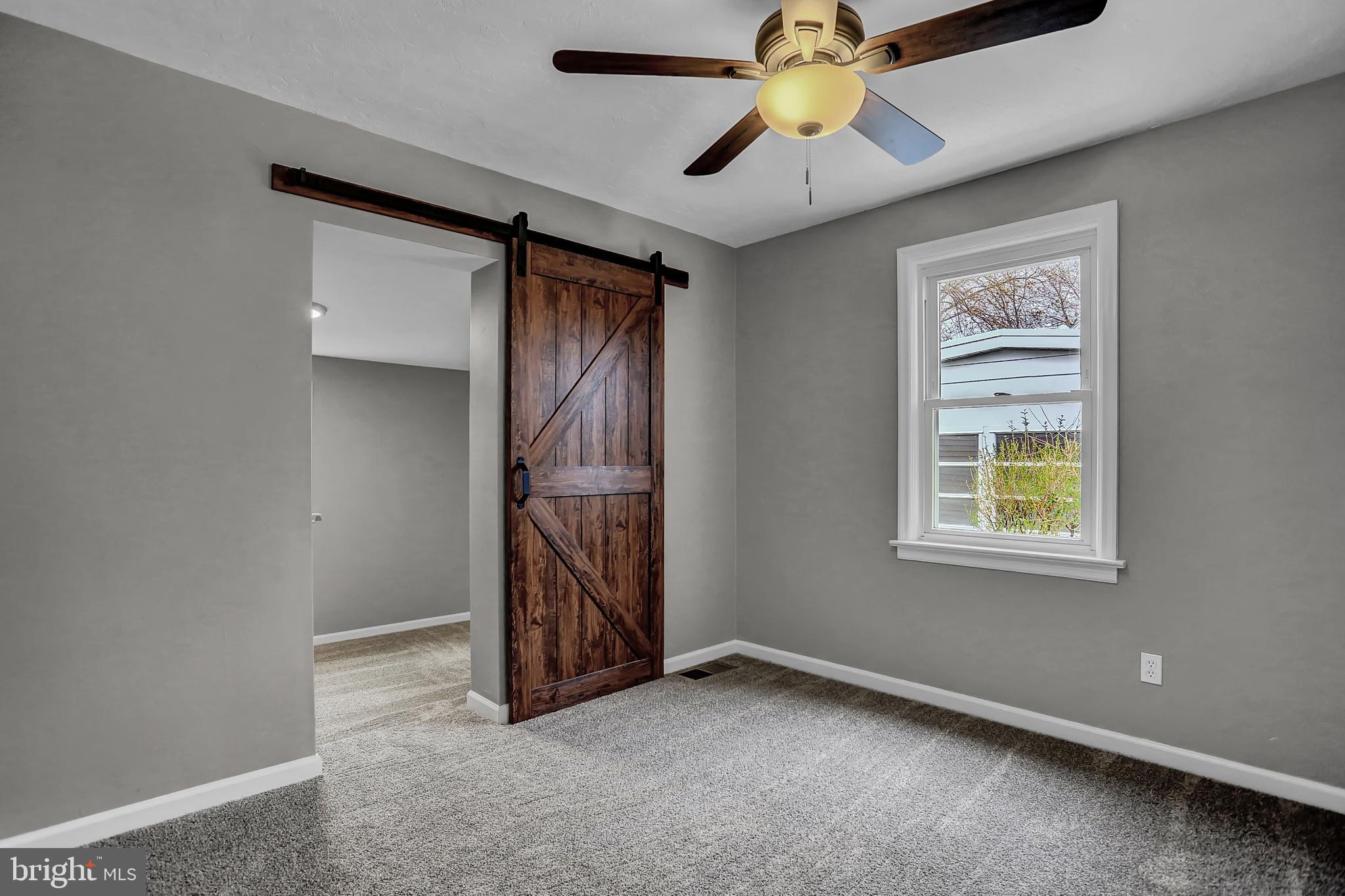 260 Edgewood Road York, PA 17402 - Photo 16 of 37 Gallery Image 16