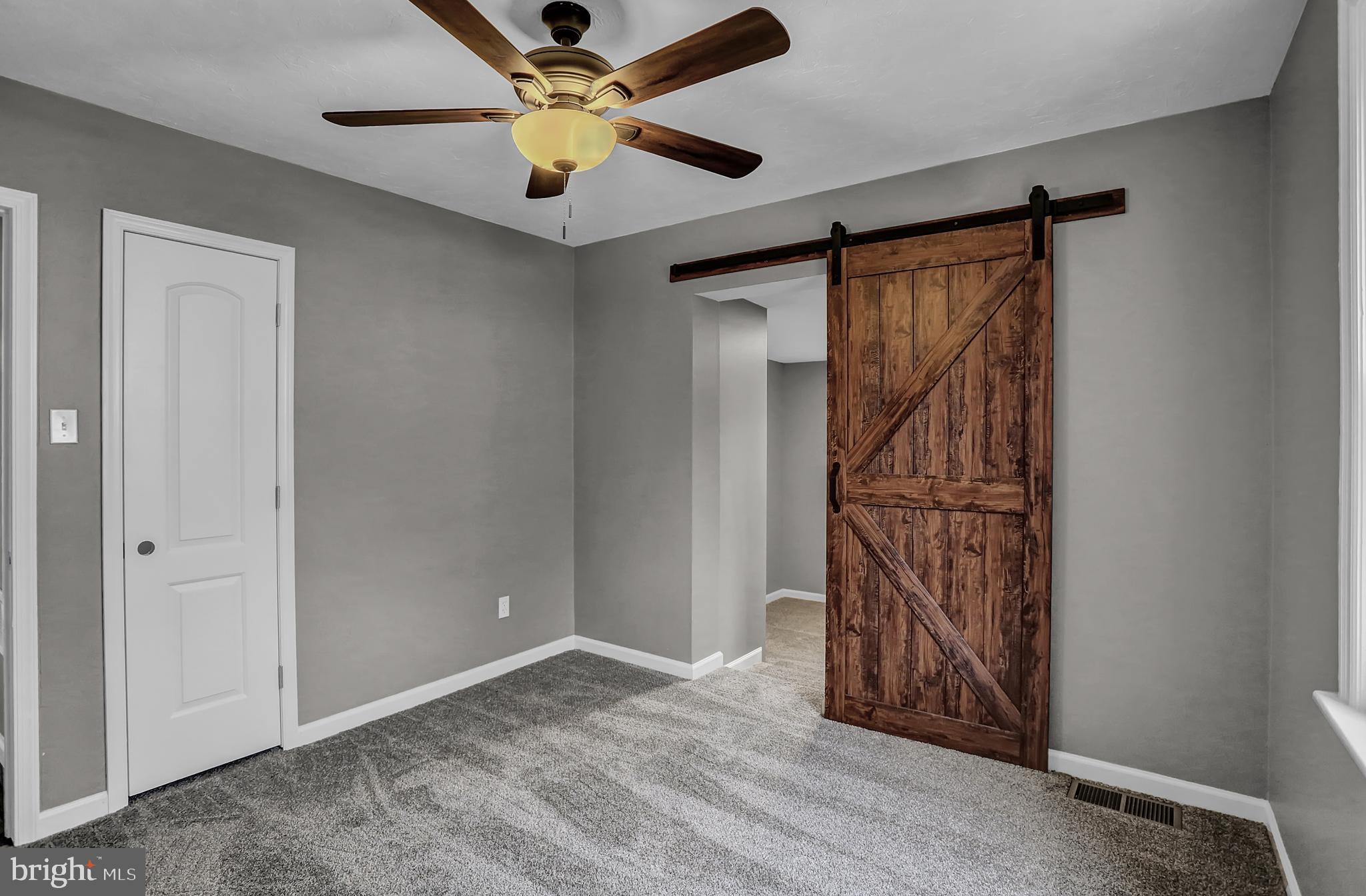 260 Edgewood Road York, PA 17402 - Photo 17 of 37 Gallery Image 17
