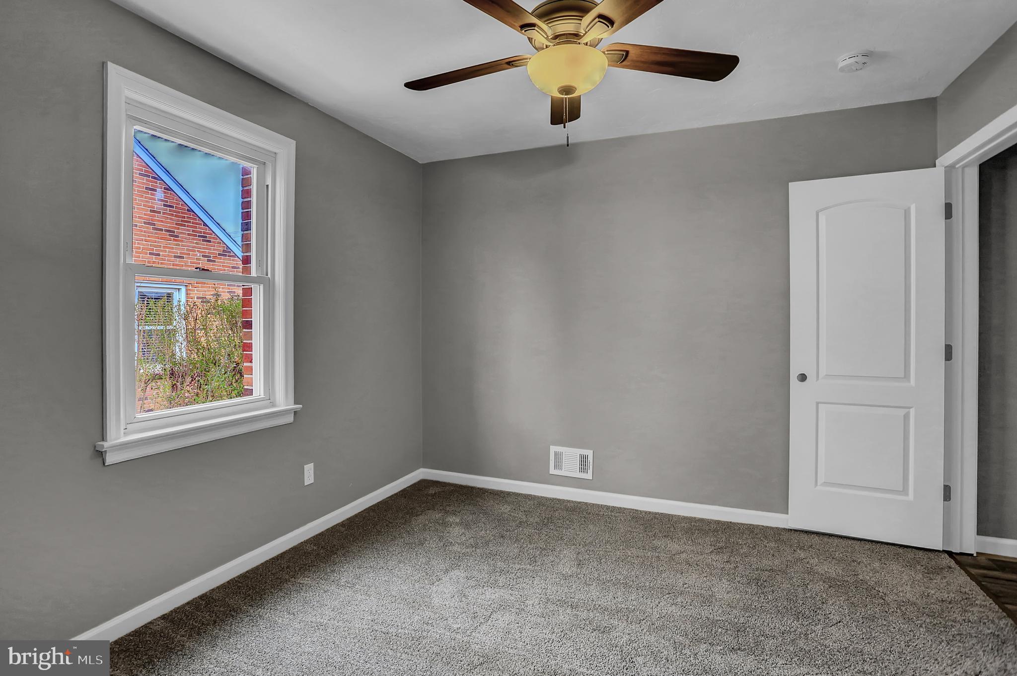260 Edgewood Road York, PA 17402 - Photo 18 of 37 Gallery Image 18