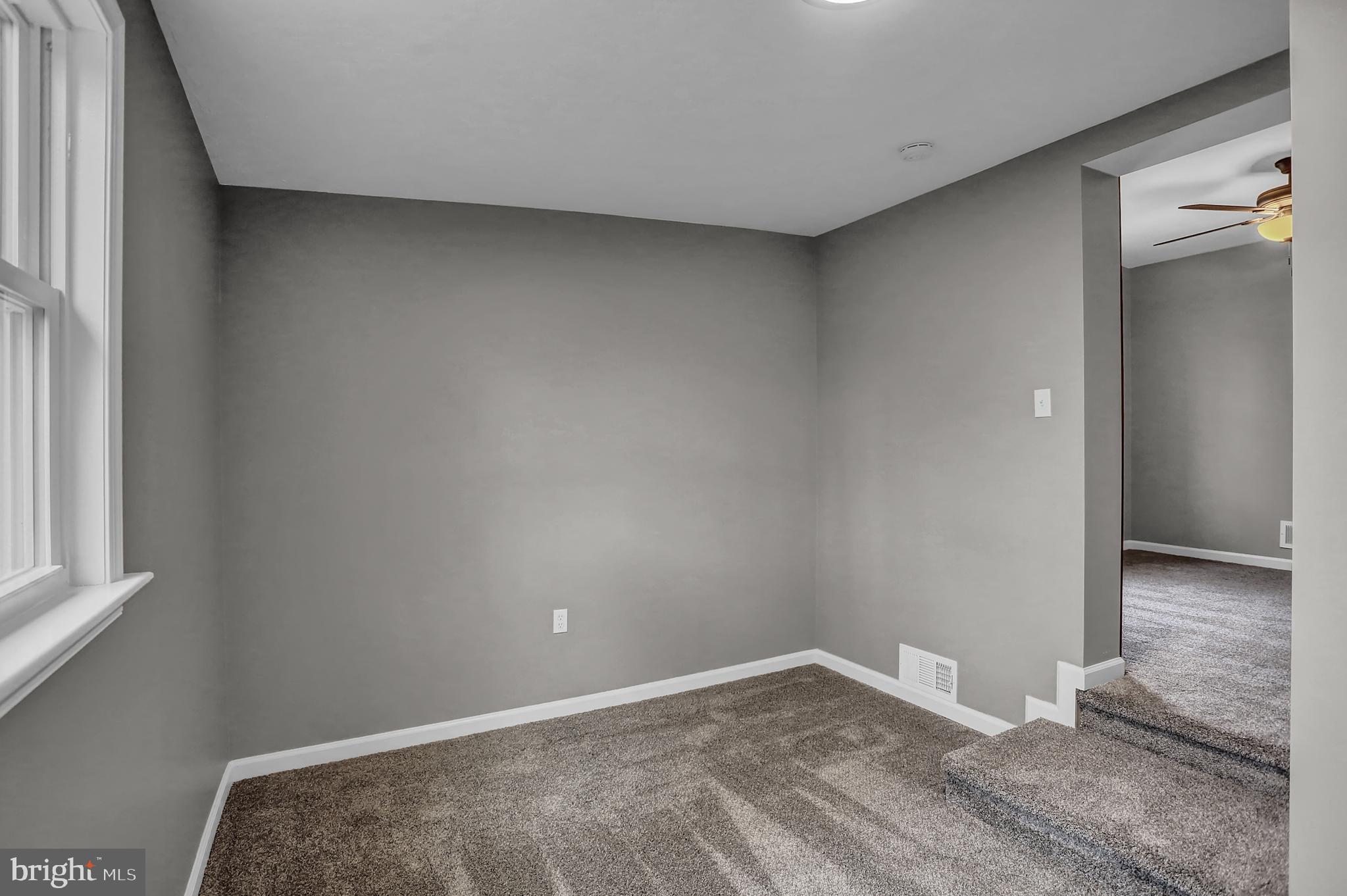 260 Edgewood Road York, PA 17402 - Photo 21 of 37 Gallery Image 21
