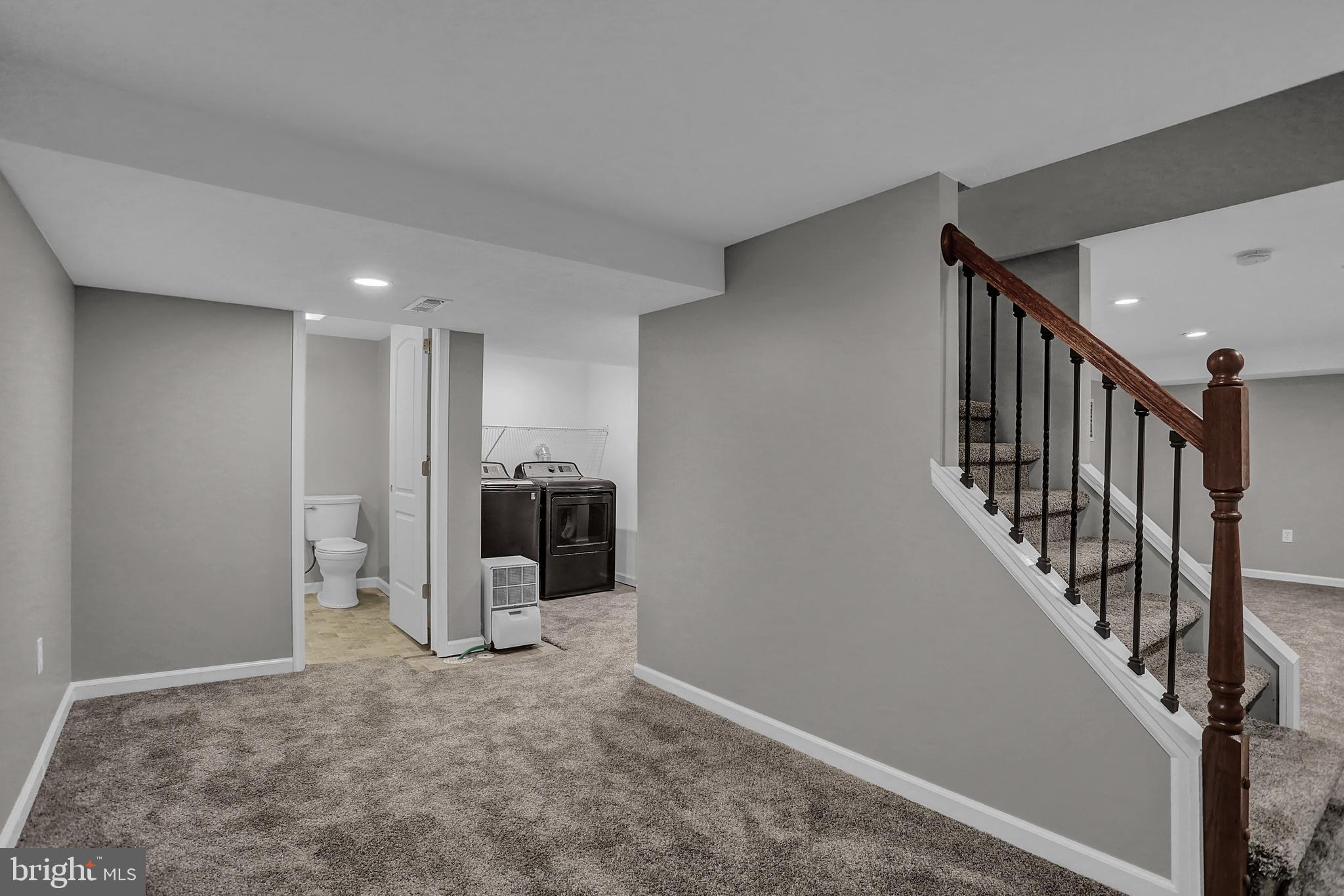 260 Edgewood Road York, PA 17402 - Photo 35 of 37 Gallery Image 35
