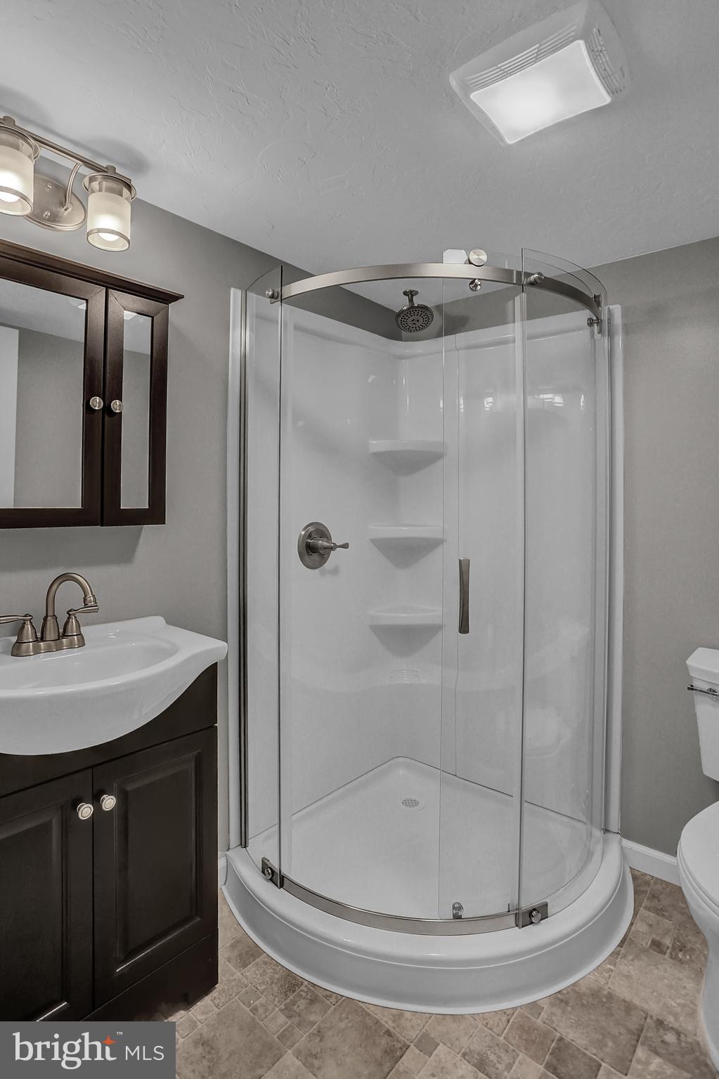 260 Edgewood Road York, PA 17402 - Photo 36 of 37 Gallery Image 36