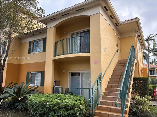 $2,100 | 7320 Northwest 114th Avenue, Unit 202, Doral, FL 33178