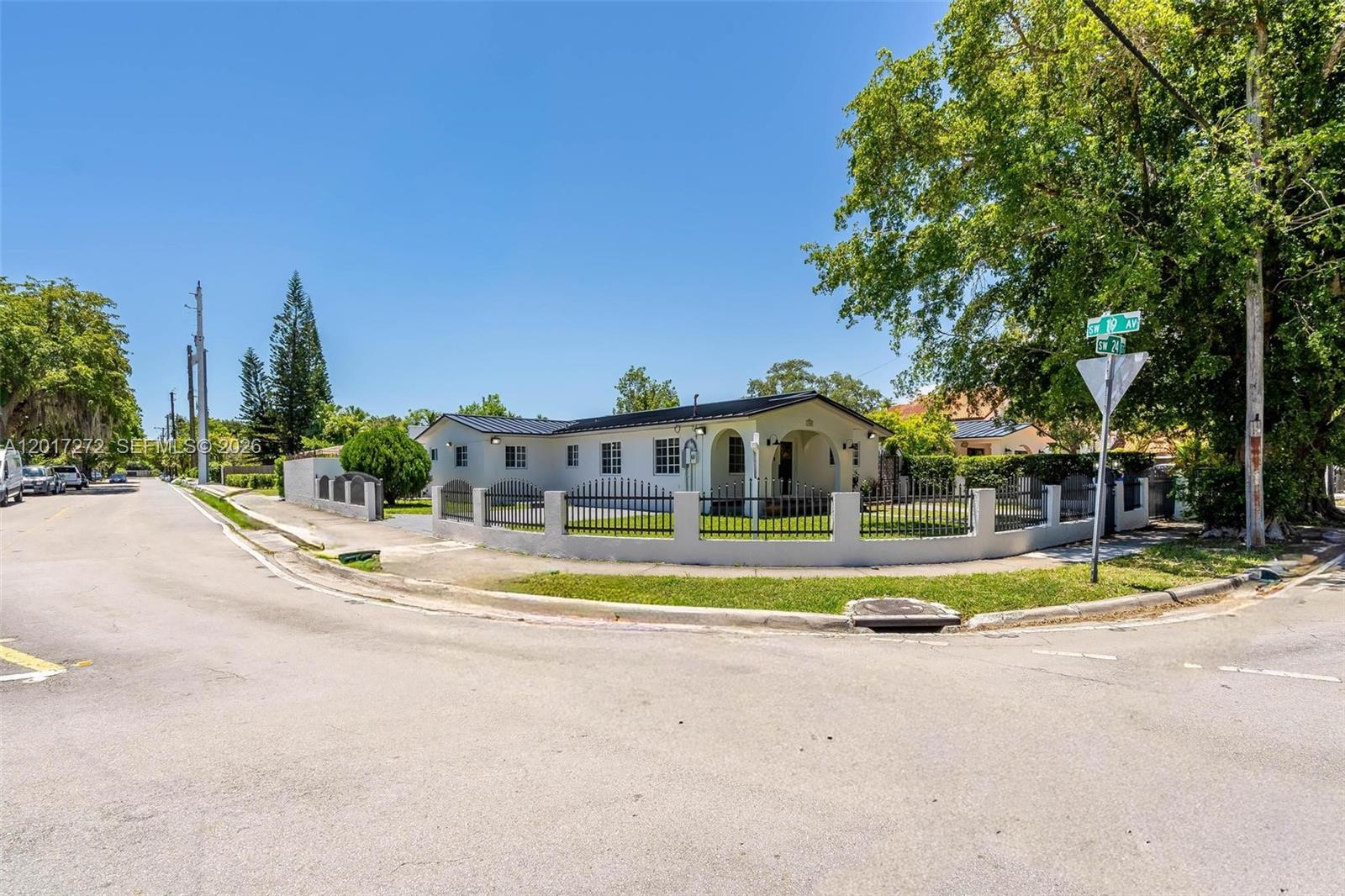 1900 Southwest 24th Street Miami, FL 33145 - Photo 20 of 20