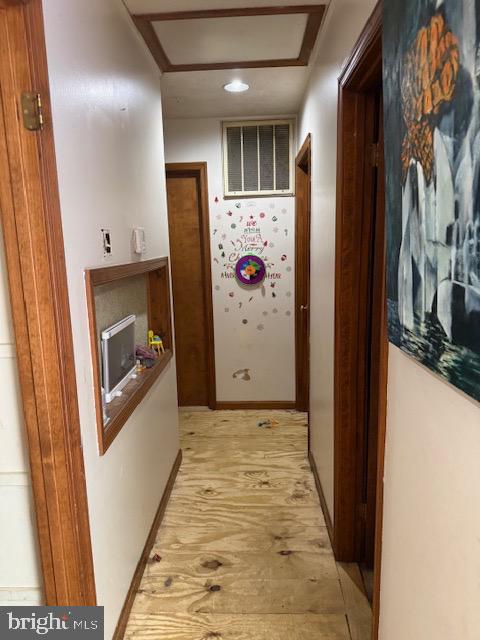 128 Jefferson Avenue Locust Grove, VA 22508 - Photo 7 of 9 a view of a hallway with entryway