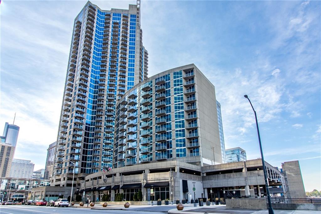 400 West Peachtree St NW Unit 1916