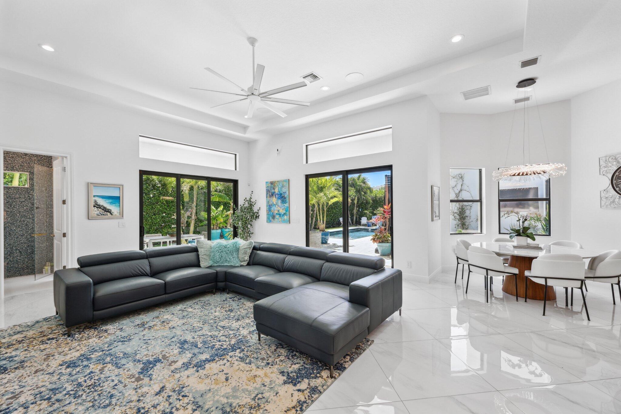 2560 Northwest 70th Boulevard Boca Raton, FL 33496 - Photo 13 of 26 Living room