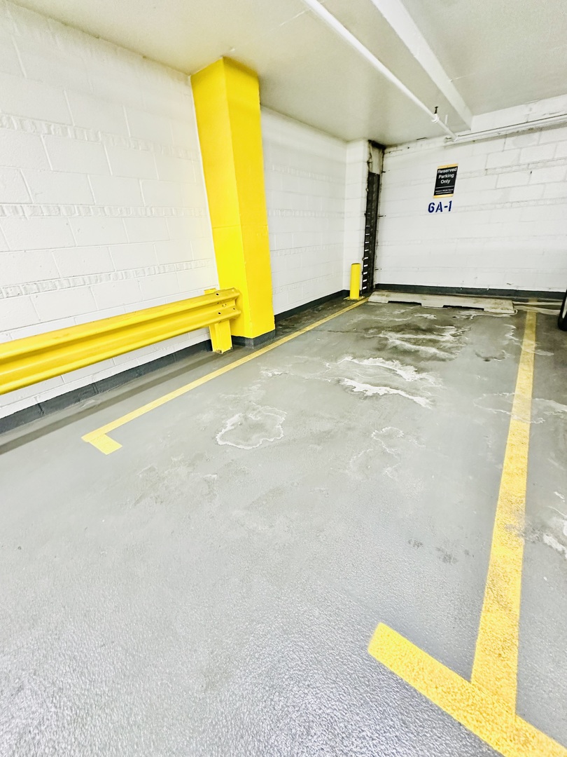 111 East Chestnut Street, Unit 6A1 Chicago, IL 60611 - Photo 3 of 5 a view of a swimming pool