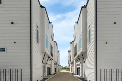 $509,900 | 1173 West 19th Street, Houston, TX 77008