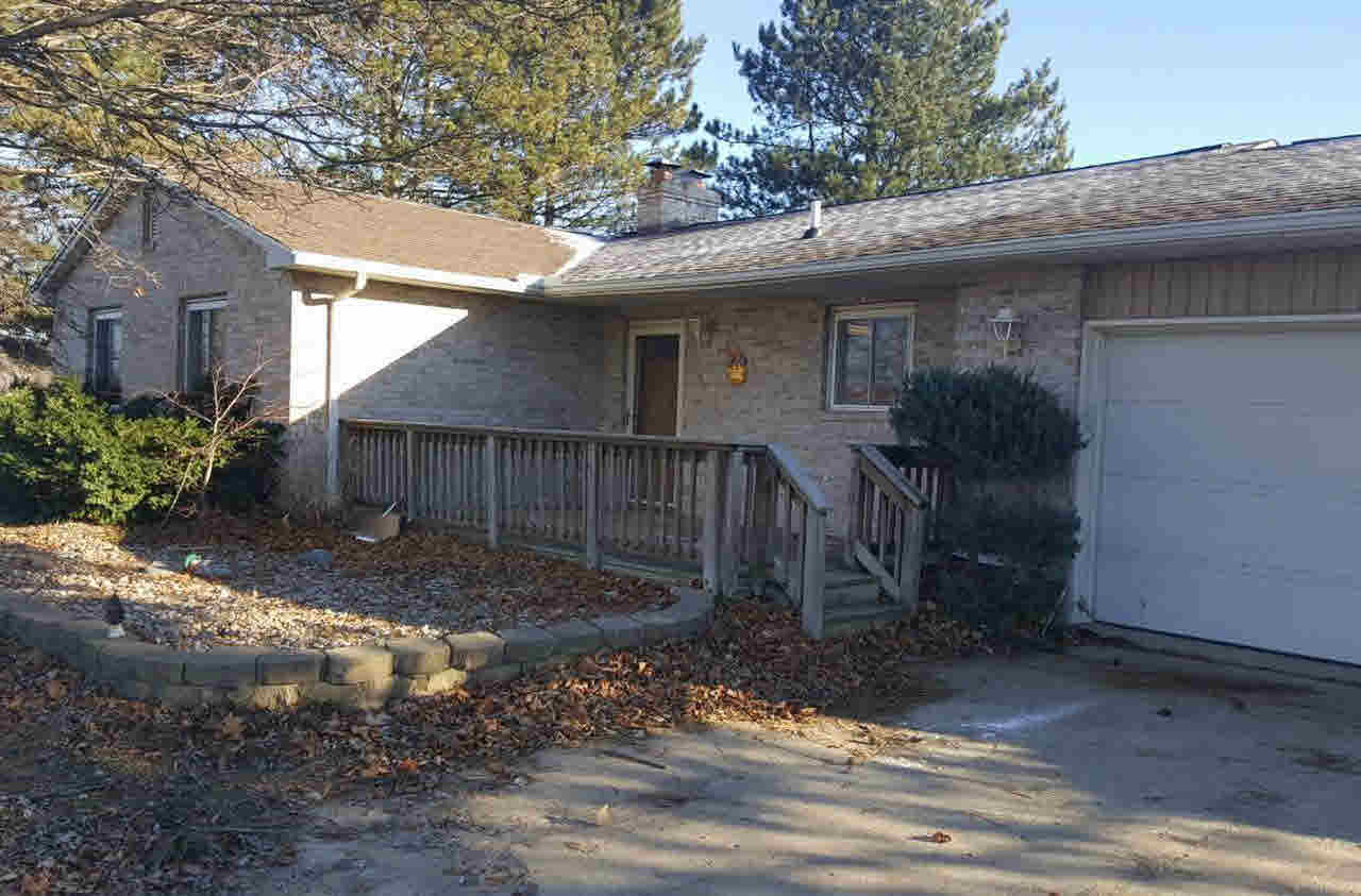 12159 Jennings Road Linden, MI 48451 - Photo 14 of 21 21244211-13.JPG