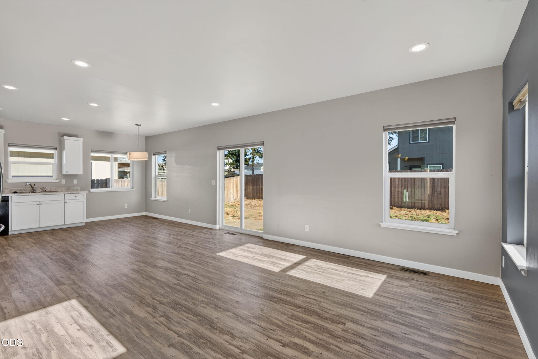 16428 Bassett Road La Pine, OR 97739 - Photo 17 of 43