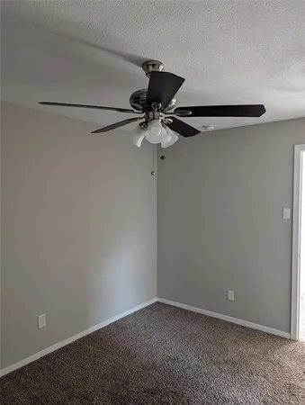 $2,150 | 2009 Ming Drive, Edgecliff Village, TX 76134