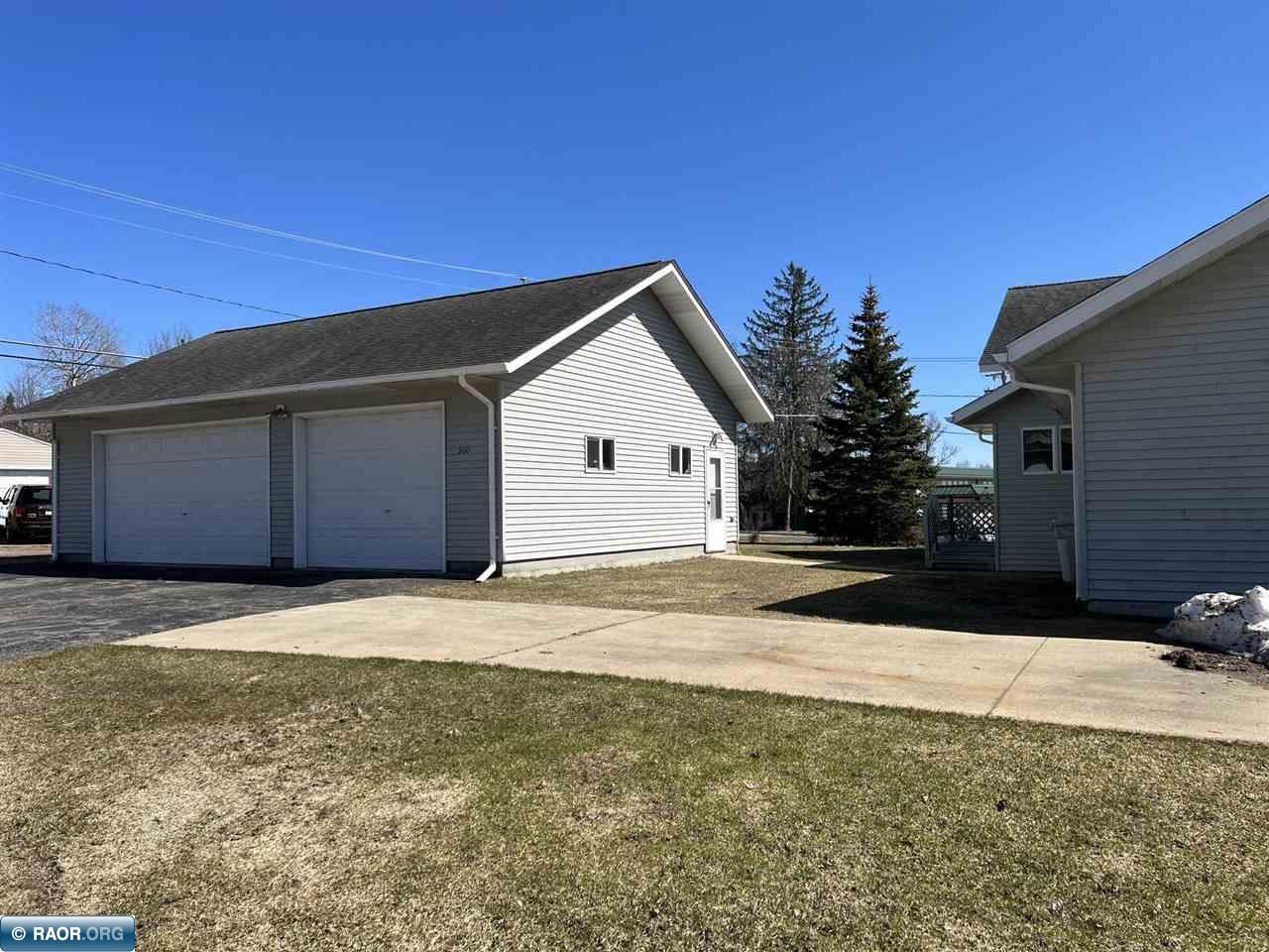 600 3rd Avenue Northeast Chisholm, MN 55719 - Photo 30 of 34