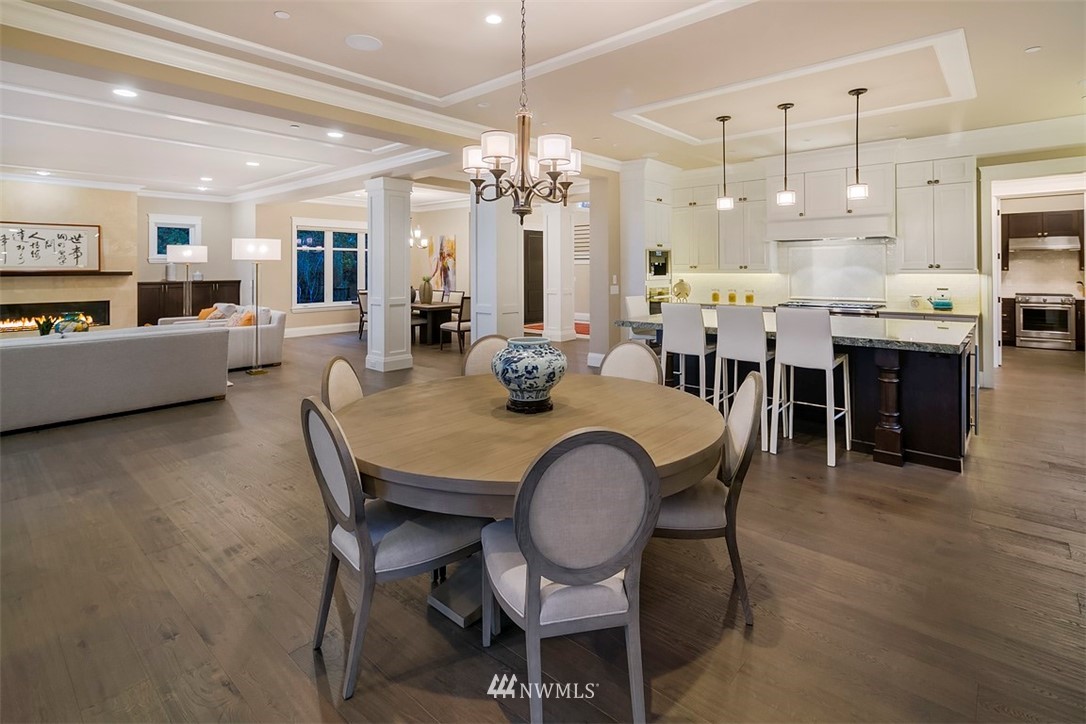 3239 Evergreen Point Road Medina, WA 98039 - Photo 11 of 37