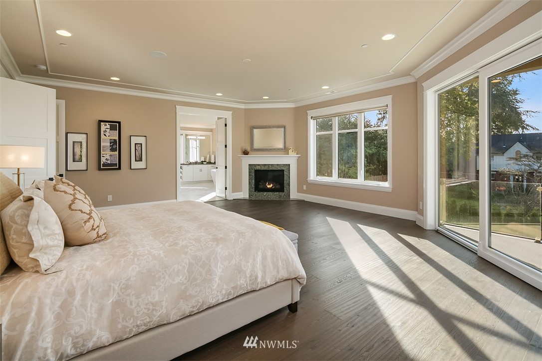 3239 Evergreen Point Road Medina, WA 98039 - Photo 22 of 37