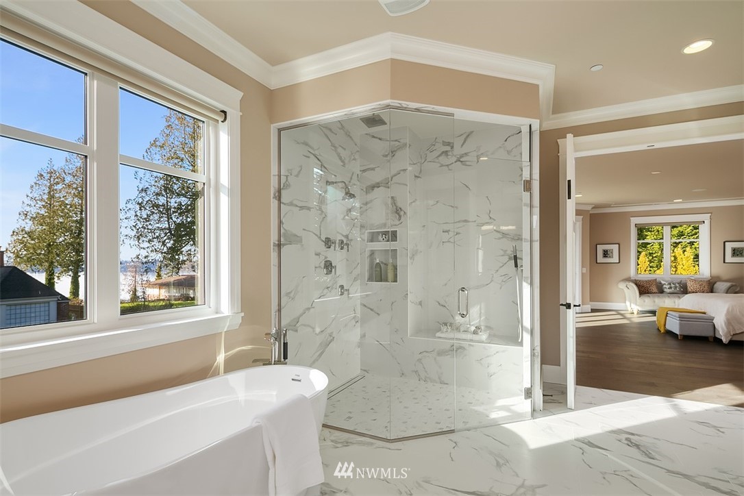 3239 Evergreen Point Road Medina, WA 98039 - Photo 24 of 37