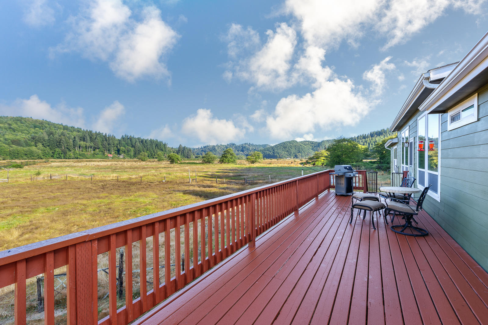 9357 Yaquina Bay Road Newport, OR 97365 - Photo 27 of 47 Party deck