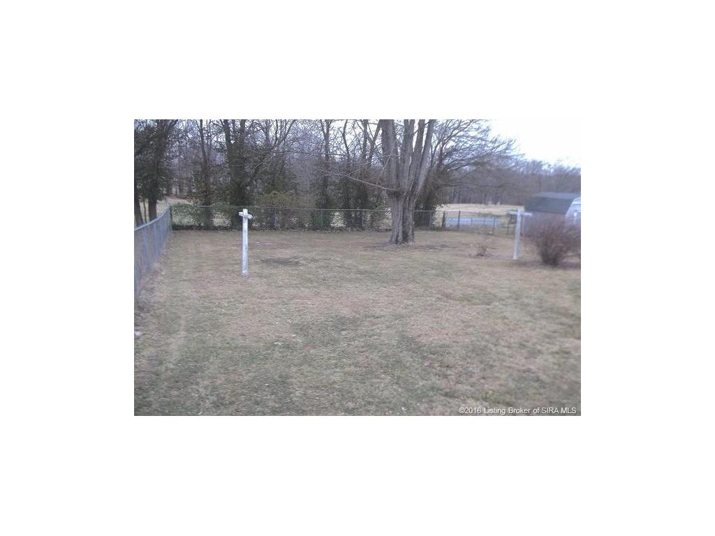 415 Ridgeview Drive Salem, IN 47167 - Photo 3 of 11 Gallery Image 3