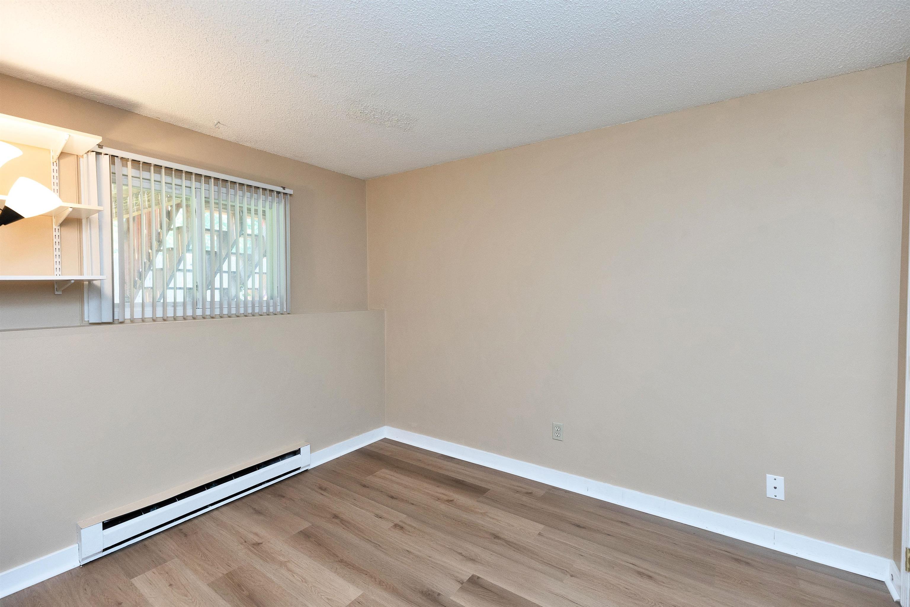 901 Mammoth Road, Unit 9 Manchester, NH 03104 - Photo 18 of 31