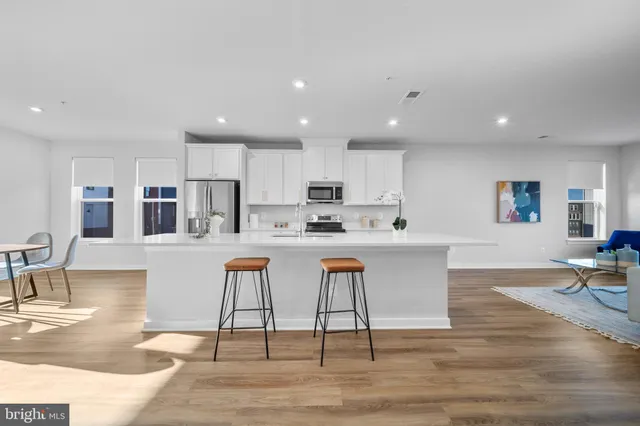 $674,900 | 43730 Transit Square, Ashburn, VA 20147