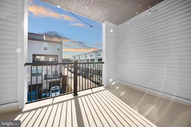 $674,900 | 43730 Transit Square, Ashburn, VA 20147