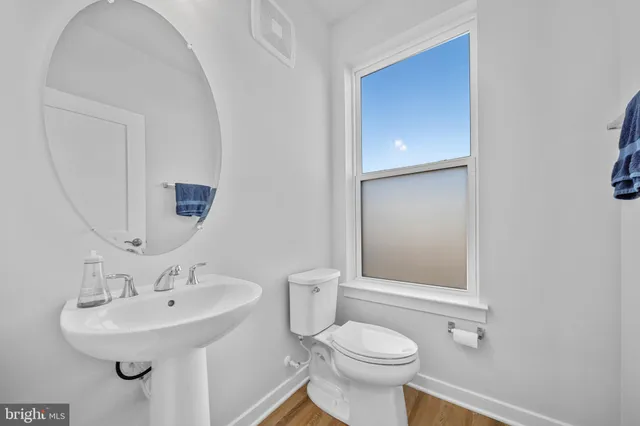 $674,900 | 43730 Transit Square, Ashburn, VA 20147