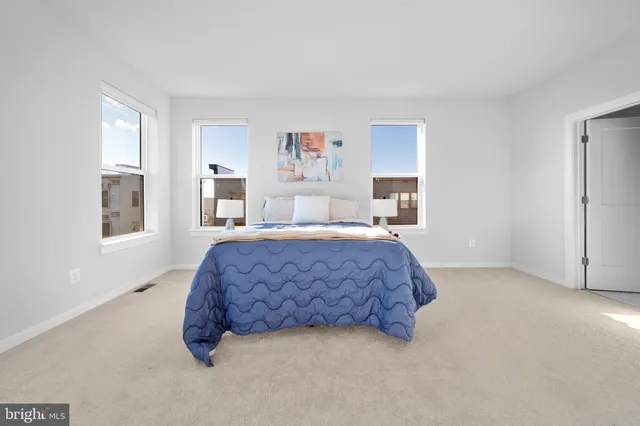 $674,900 | 43730 Transit Square, Ashburn, VA 20147