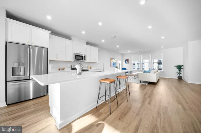 $674,900 | 43730 Transit Square, Ashburn, VA 20147