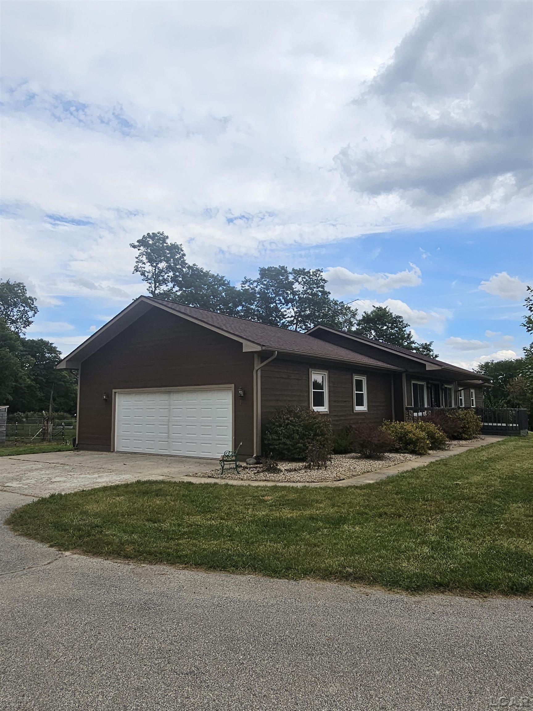 5776 Tripp Road Tipton, MI 49287 - Photo 11 of 47 50124216-10.JPG