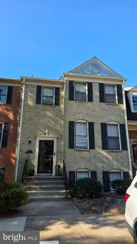 $3,000 | 4868 Carriagepark Road, Fairfax, VA 22032