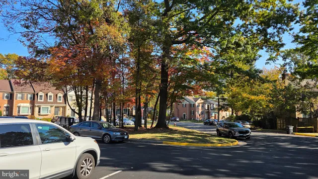 $3,000 | 4868 Carriagepark Road, Fairfax, VA 22032