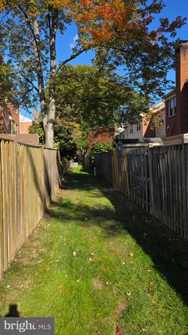 $3,000 | 4868 Carriagepark Road, Fairfax, VA 22032